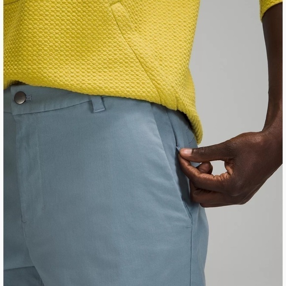 Lululemon Commission Classic-Fit Short 9"
Oxford - Picture 7 of 11